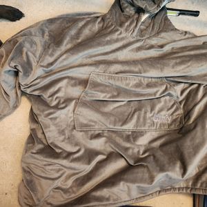 "The Comfy" Wearable Blanket, like new